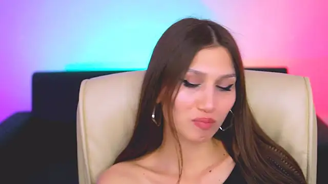 Snapshot of MollyPerry chatting on 03.15.25 MollyPerry online show from 03.15.25