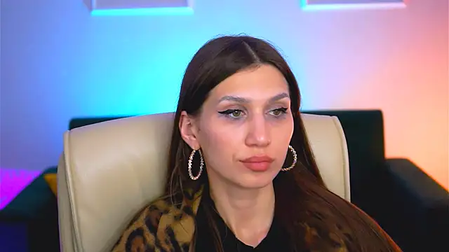 Snapshot of MollyPerry chatting on 03.16.25 MollyPerry online show from 03.16.25