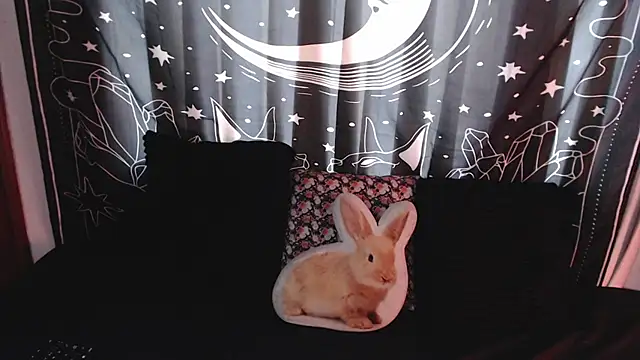Isabella  dark online show from 01.08.25