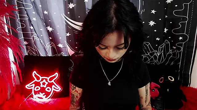 Isabella  dark online show from 03.11.25