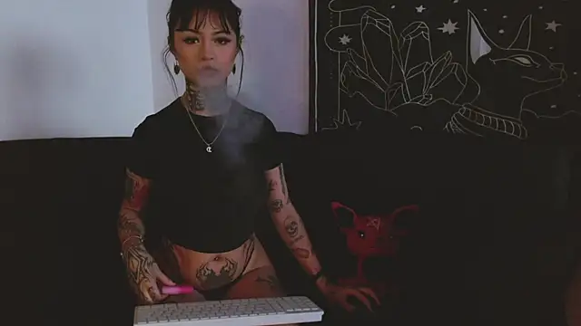 Isabella  dark online show from 10.24.25