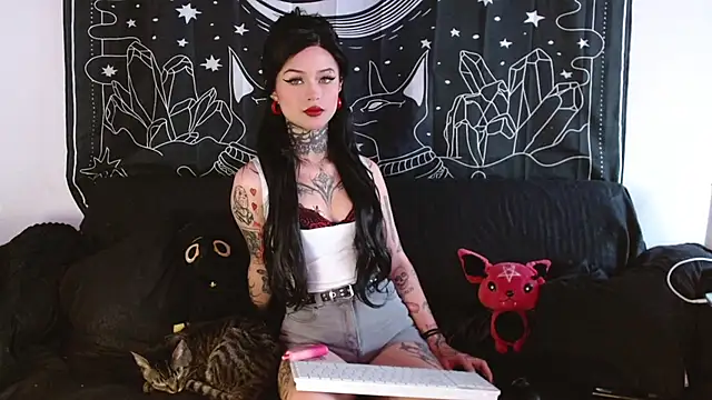 Isabella  dark online show from 10.31.25
