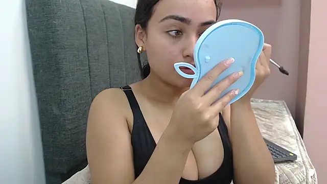 Snapshot of kate_stam chatting on 01.10.25 kate stam online show from 01.10.25