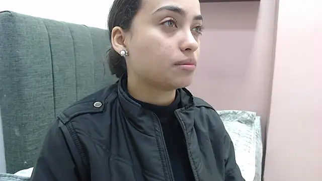 Snapshot of kate_stam chatting on 09.18.25 kate stam online show from 09.18.25