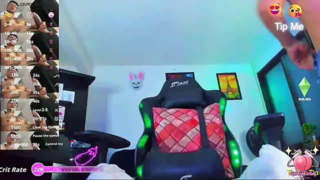 Snapshot of danitattoshot23cmc chatting on 10.17.25 danitattoshot23cmc online show from 10.17.25