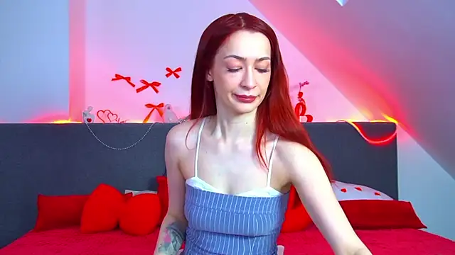Snapshot of MarieKarma chatting on 05.24.26 MarieKarma online show from 05.24.26