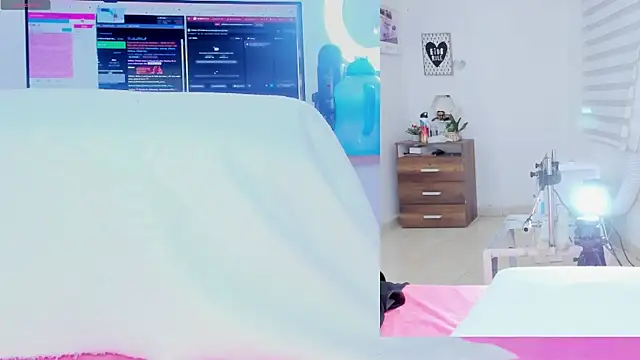 Daki Ume  online show from 01.13.26