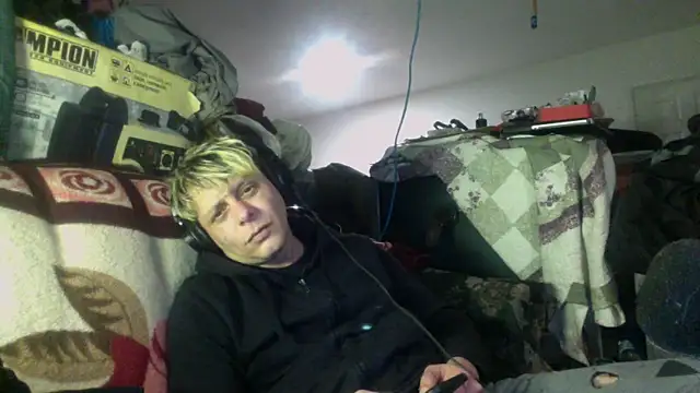 Snapshot of Phelyxx_elgato chatting on 01.02.25 Phelyxx elgato online show from 01.02.25