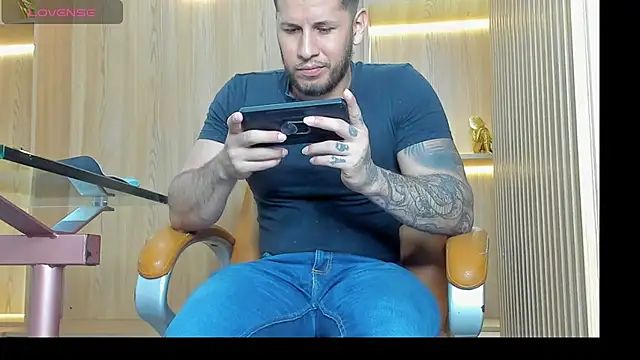 George Diesell online show from 10.18.25