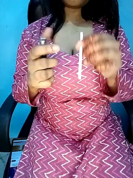 Dayna-36 online show from 12.25.24