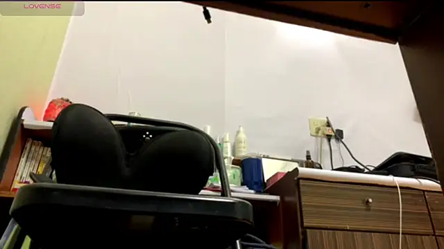 1o4e04 online show from 02.16.25