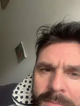 Snapshot of TB1977DK chatting on 01.17.26 TB1977DK online show from 01.17.26