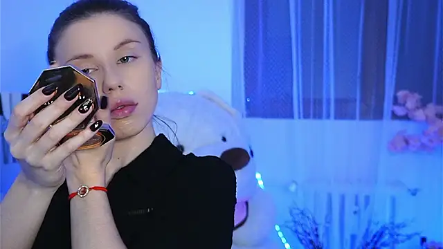 ivyleague  online show from 03.07.26