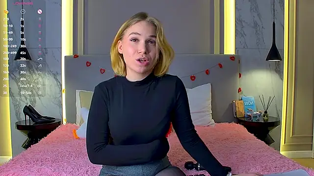 EllenaGreen online show from 03.04.25