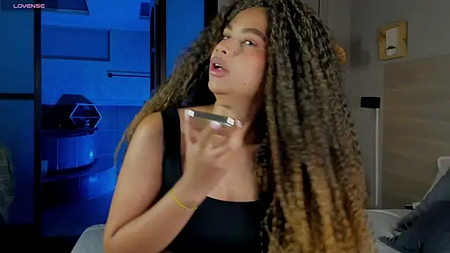 nayah   online show from 10.07.25