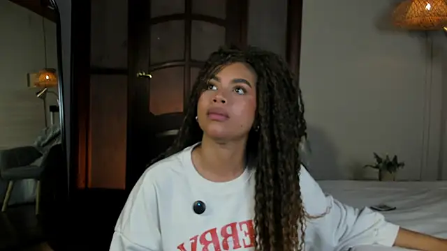 nayah   online show from 02.18.26