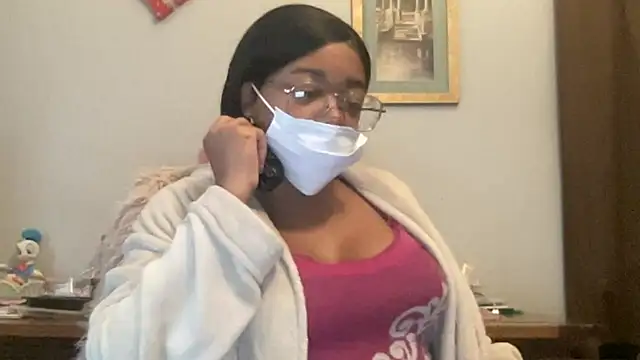 MommyConfident online show from 11.06.25