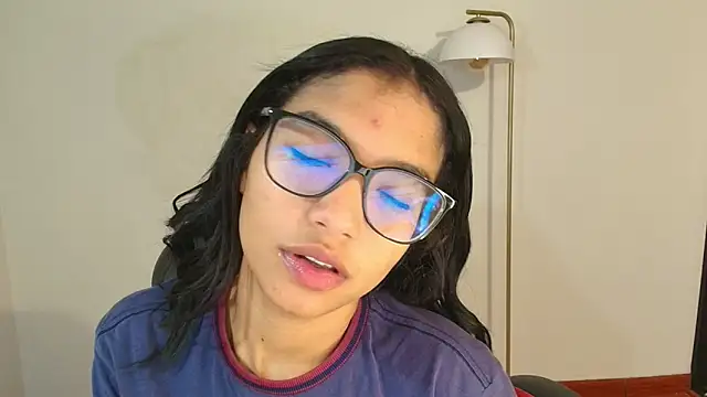 Snapshot of samy_jonnes_ chatting on 10.21.25 samy jonnes online show from 10.21.25