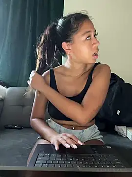 VanessaBling online show from 01.18.25