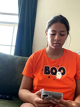 VanessaBling online show from 10.11.25