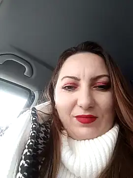 JasmineFaber online show from 12.13.24