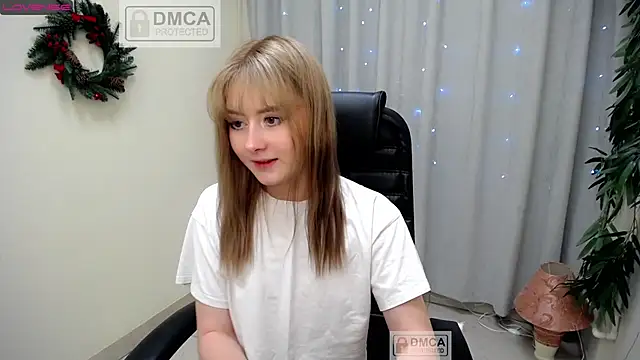 Snapshot of Tweet88 chatting on 01.25.25 Tweet88 online show from 01.25.25