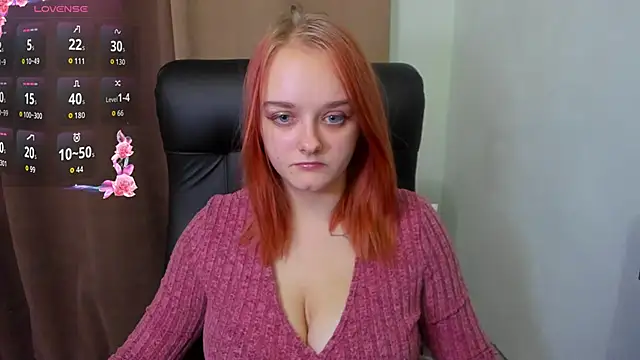 Snapshot of Kofein chatting on 10.18.25 Kofein online show from 10.18.25