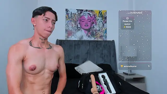 Snapshot of AmberAdams_ chatting on 12.02.24 AmberAdams online show from 12.02.24