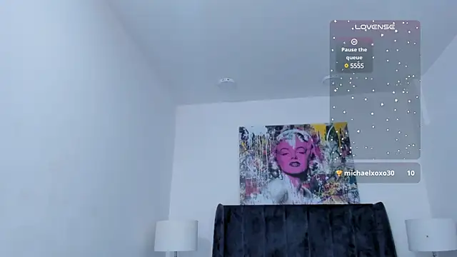 Snapshot of AmberAdams_ chatting on 12.05.24 AmberAdams online show from 12.05.24