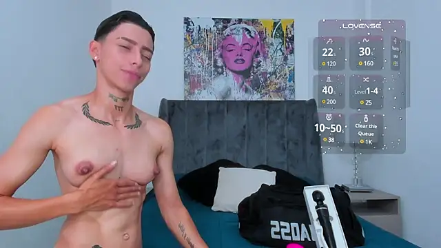 Snapshot of AmberAdams_ chatting on 12.07.24 AmberAdams online show from 12.07.24