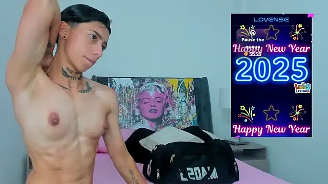 Snapshot of AmberAdams_ chatting on 01.05.25 AmberAdams online show from 01.05.25