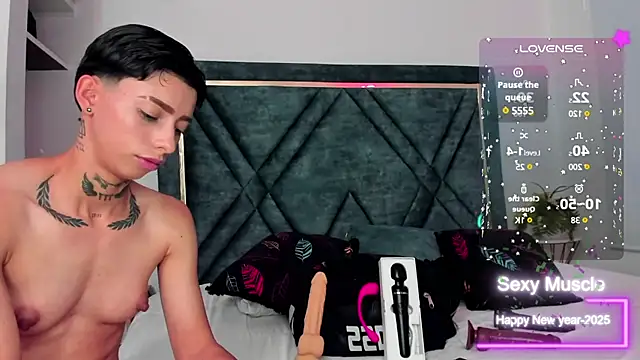 Snapshot of AmberAdams_ chatting on 02.08.25 AmberAdams online show from 02.08.25