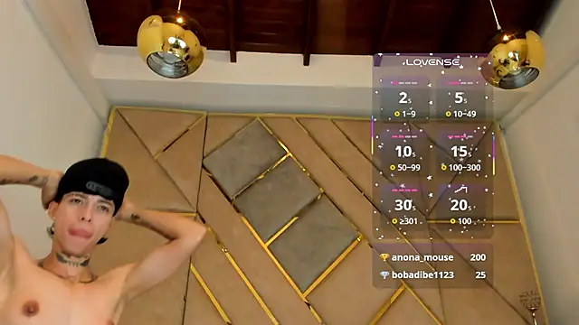 Snapshot of AmberAdams_ chatting on 09.13.25 AmberAdams online show from 09.13.25