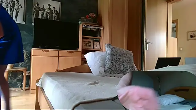 Snapshot of sassi_tv@xh chatting on 12.20.24 sassi tvxh online show from 12.20.24