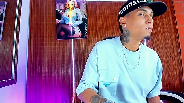 Snapshot of Liam_lee chatting on 02.19.26 Liam lee online show from 02.19.26