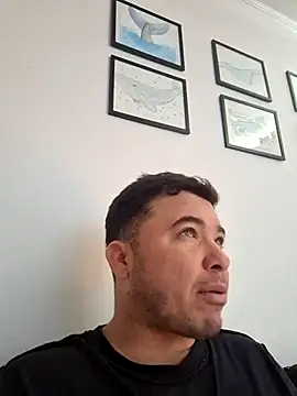 Snapshot of Victorjose3030 chatting on 10.08.25 Victorjose3030 online show from 10.08.25