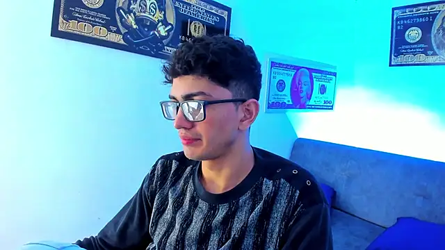 TylerWhite  online show from 01.07.25