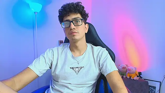 TylerWhite  online show from 01.07.26