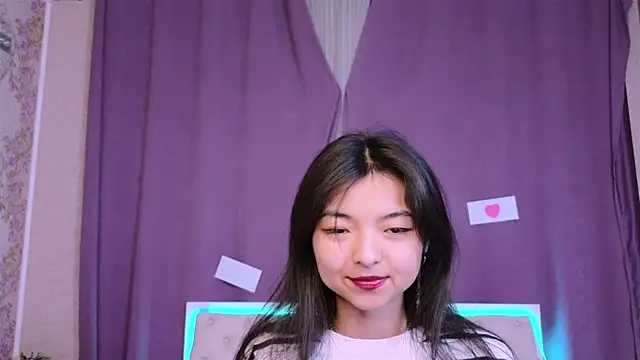 Shy Kira online show from 02.16.25