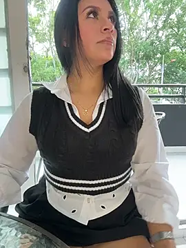 Snapshot of Sofia_Convers chatting on 05.28.26 Sofia Convers online show from 05.28.26