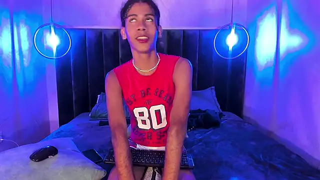 Maxim-Walker online show from 01.07.25