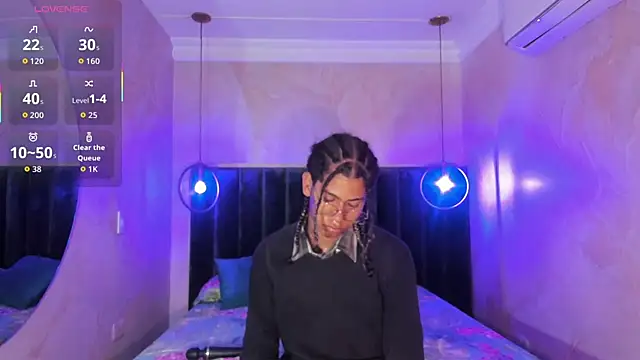 Maxim-Walker online show from 01.08.26