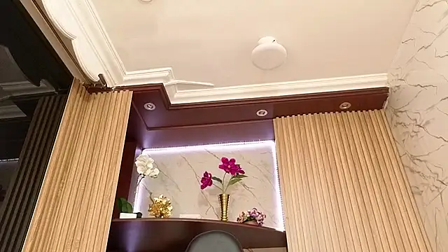 Snapshot of AmberNix chatting on 02.02.26 AmberNix online show from 02.02.26