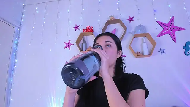 Emiily Parkerr online show from 10.10.25