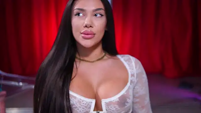 NatyDesiree online show from 01.06.25