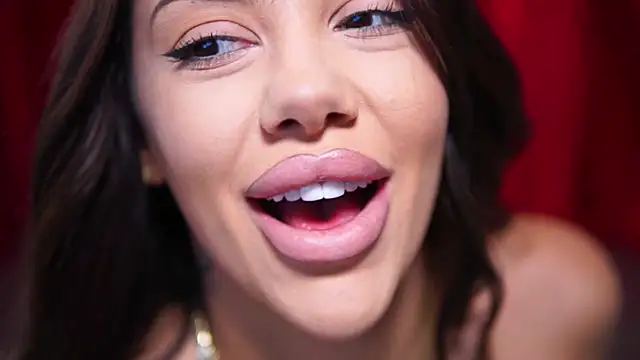 NatyDesiree online show from 01.26.25