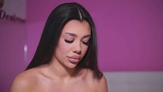 NatyDesiree online show from 03.03.25