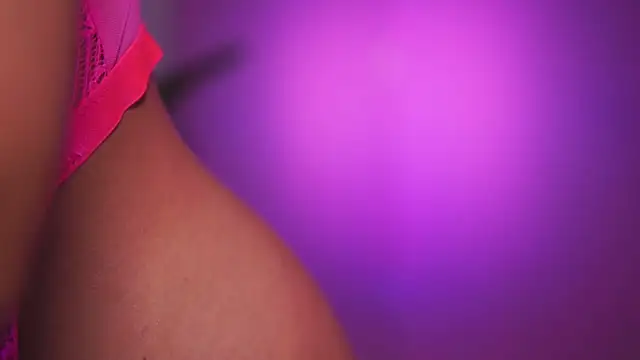 NatyDesiree online show from 03.12.25