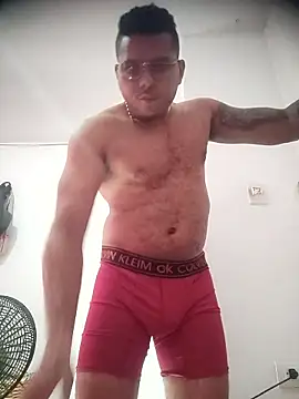 SaucyAffair0 online show from 04.12.26