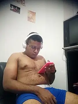 SaucyAffair0 online show from 04.19.26